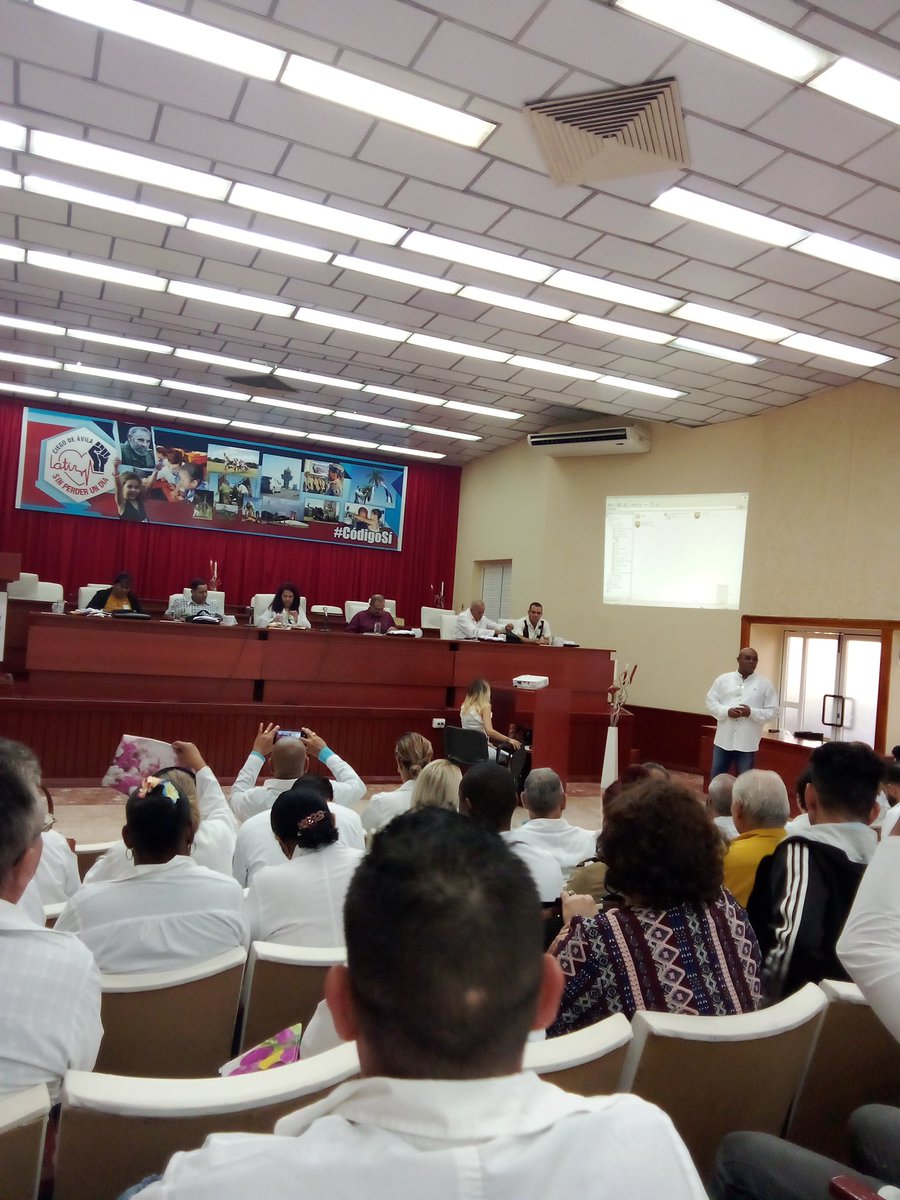 Marleni63667617's tweet photo. Se realiza balance de la dirección provincial de salud, del cierre 2023 , donde se exponen y se analizan los principales indicadores de nuestro sector. #LatirPorUn26DeVictorias,#latiravileñodmsciro,#PorCiroRedondoTodo,#LatirAvileño,Dmsciro Policlinico Raul Ortiz,Anabel Ramirez https://t.co/VpvVW8SQB1