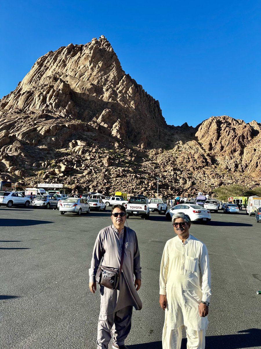 banbhan's tweet photo. Wadi Jinn with friends. https://t.co/Df01bJmgQ1