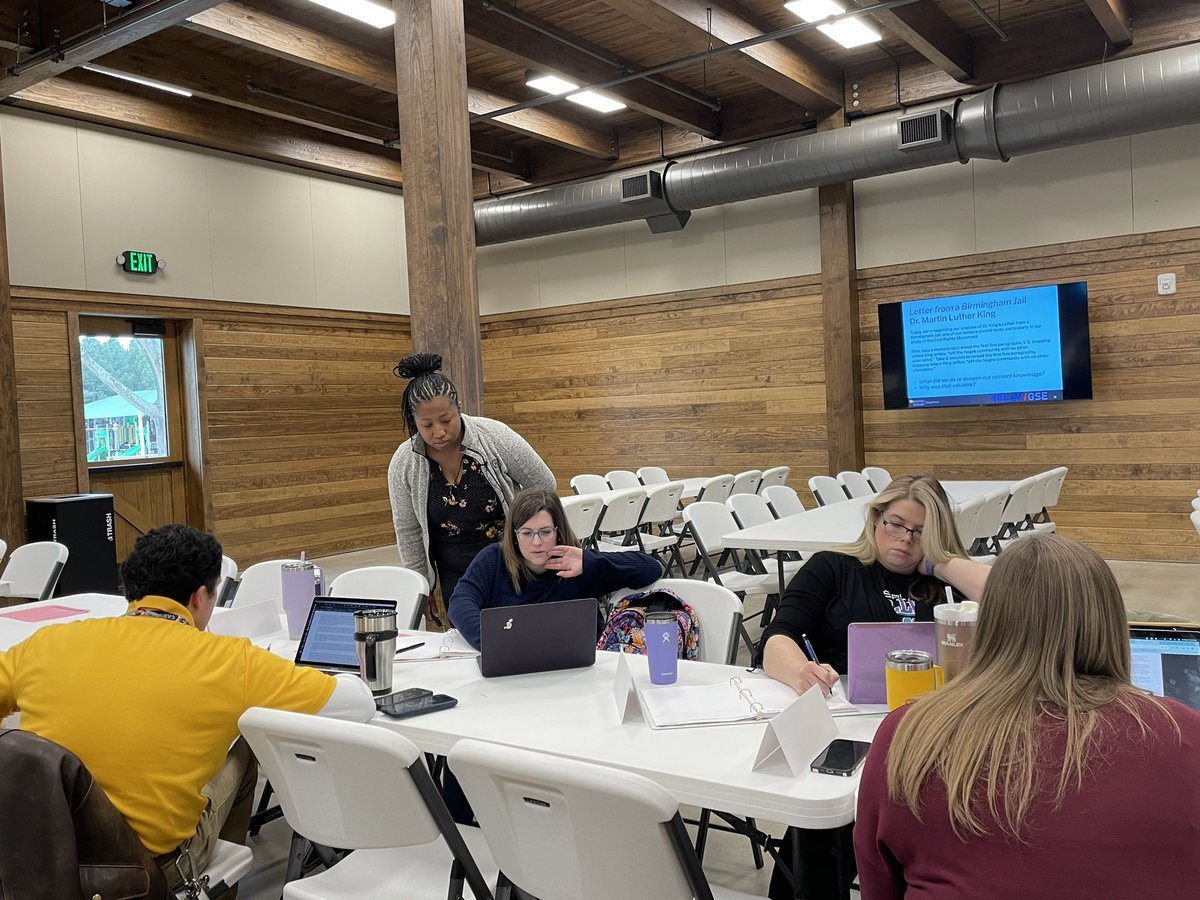 Amy Cummings tweet media