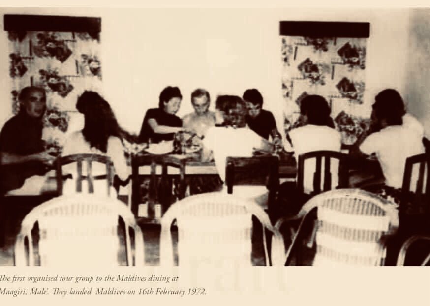 shathirhiri's tweet photo. މިއަދަކީ ދިވެހިރާއްޖޭގައި ފަތުރުވެރިކަން ފެށުނުތާ  
52 އަހަރު ފުރުނު ދުވަސް!
ރާއްޖެއަށް ފަތުރުވެރިން ގުރޫޕެއް ފުރަތަމަ އައީ   
16 ފެބުރުވަރީ 1972 ގައި! https://t.co/aoBlRxwTBz