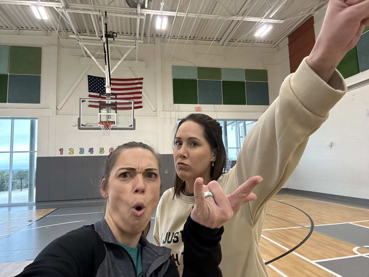 Leighanne Schlicke tweet media