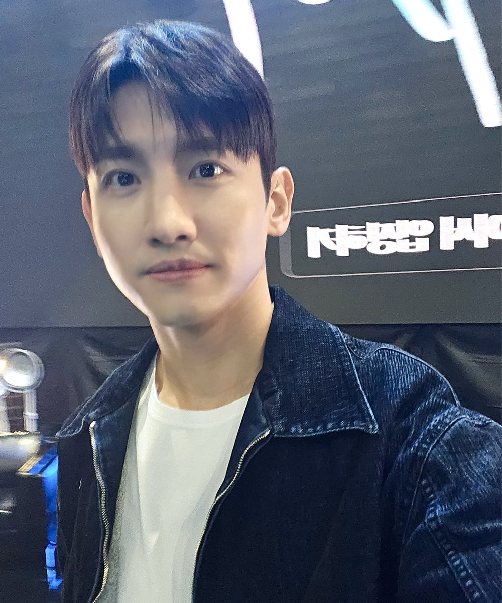 별자릴 닮아 눈부시게 빛나는 카시오페아❤️
이번에도 생일날 즐거운 추억을 만들어주셔서 감사합니다
조심히 들어가요😊👋

#최강창민 #MAXCHANGMIN
#동방신기 #TVXQ! #東方神起
#HappyMAXCHANGMINDay #Bday #MAXCHANGMIN_I_AM