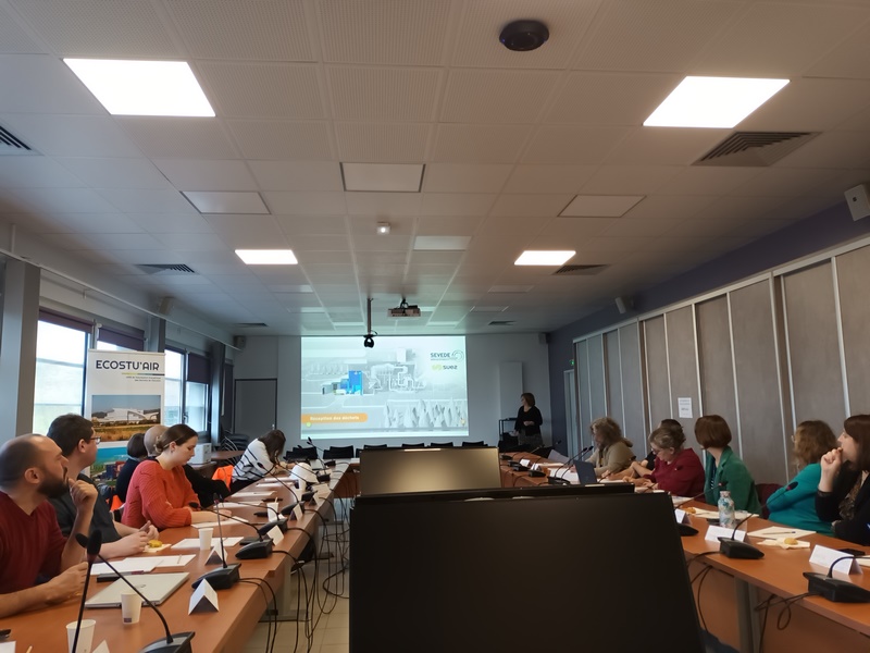 ECHANGES Les agents des coll. adhérentes du  Syndicat étaient invités par le service com du <a href="/LeSevede/">Le_SEVEDE</a> ,ce matin,à échanger sur leur actualité et  leurs événements à venir. De nbreux  événements en 2024 sur le territoire! Toute l’actu de vos collectivités sur leurs sites internet