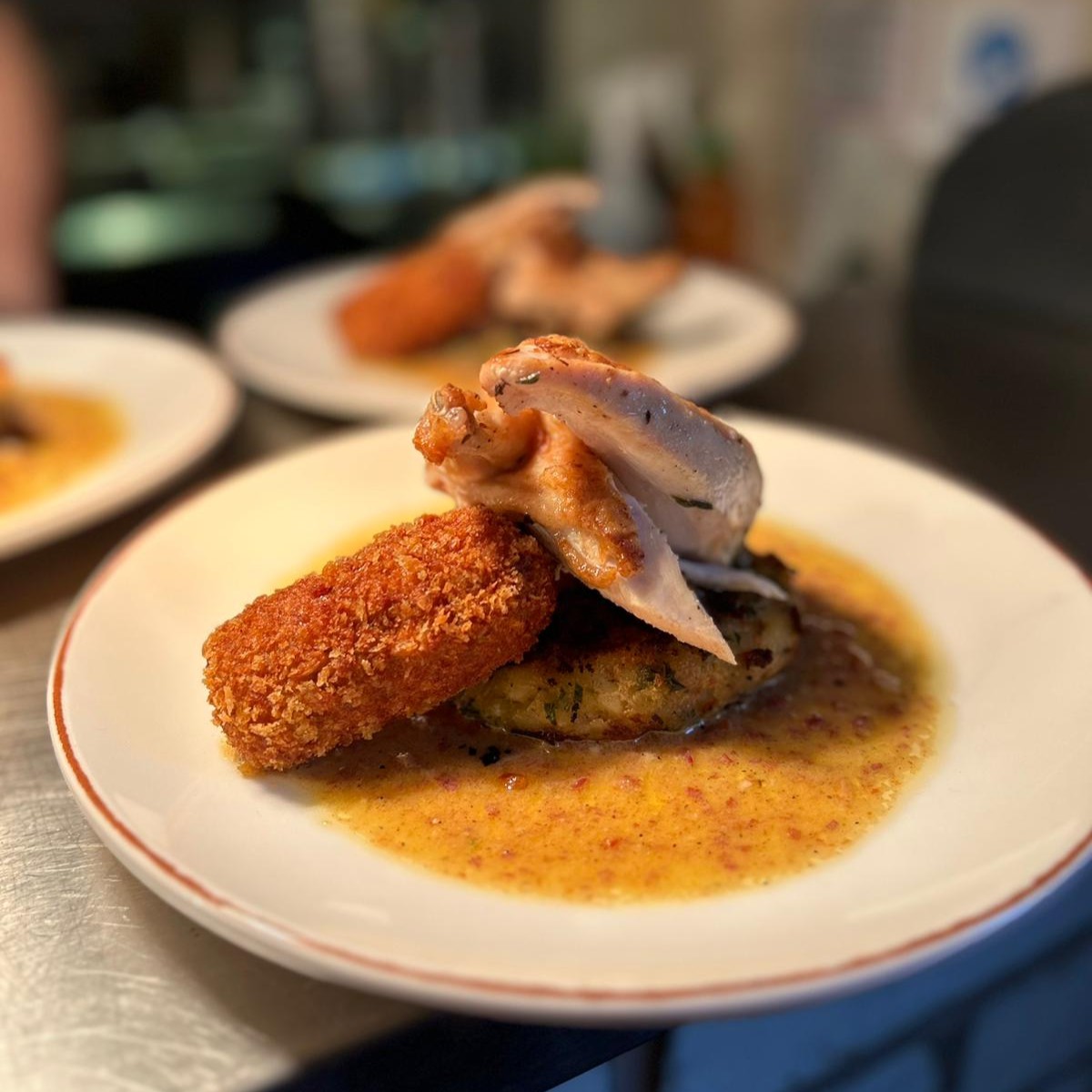 Button_Factory's tweet image. Dine in at The Button Factory this weekend..✨

Indulge in our brand-new brunch menu tomorrow for a lunchtime treat or book in for belated Valentines plans and enjoy our delicious main menu🍴

thebuttonfactorybirmingham.co.uk/bookings/ 🙌