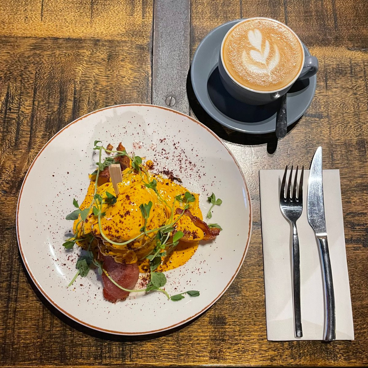 Button_Factory's tweet image. Dine in at The Button Factory this weekend..✨

Indulge in our brand-new brunch menu tomorrow for a lunchtime treat or book in for belated Valentines plans and enjoy our delicious main menu🍴

thebuttonfactorybirmingham.co.uk/bookings/ 🙌