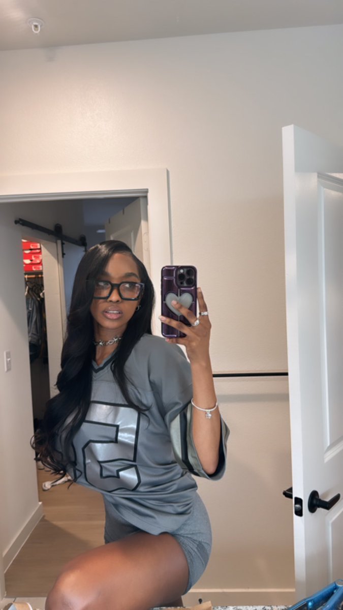 Shadaeeeee's tweet photo. Show me somethinggggggggggg! The hair is done 😘 https://t.co/TiteC7LGyh