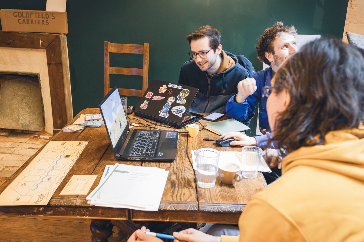 LaHordeTech's tweet photo. 🎮 Présentation de « Goldfield’s Carrier » créé par le groupe de Xavier, Erwan, Alexis, Cedric, Robin, Karl, Doryan, Maxence, Mathieu et Dorian. Merci au jury composé par Paul, Maxime, Guillaume D et Vincent. 🎲
#gamedev #bordeaux #jeuxvidéo #lahorde #devschool #programmation https://t.co/Y5EcCscxKo