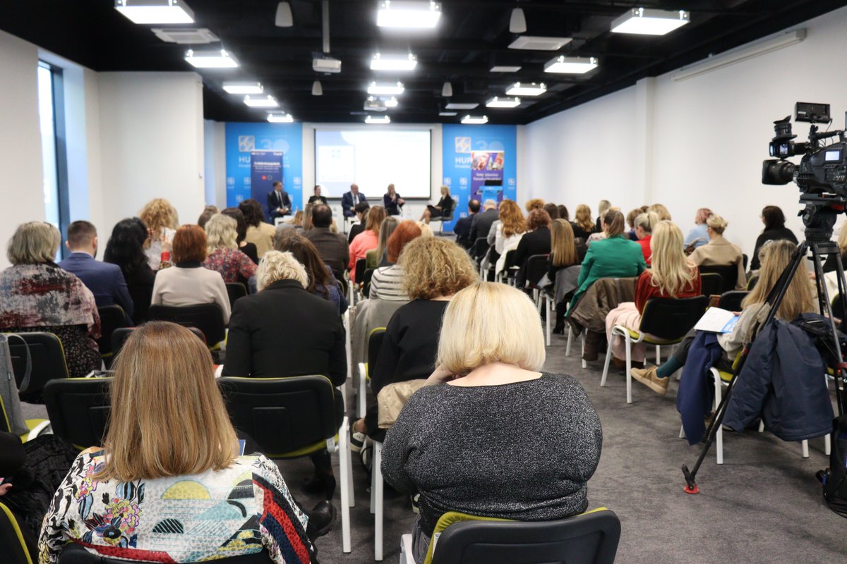 Thank you to our partner <a href="/HUP_hr/">HUP</a> &amp; #IrenaWeber, speakers and panelists at conference "Women on Corporate Boards - Driving Success"!  
Great intervention by 🇨🇦 Kitchener Mayor <a href="/berryonline/">Berry Vrbanovic</a> on the importance of political will in leading by example in advancing gender inclusivity.