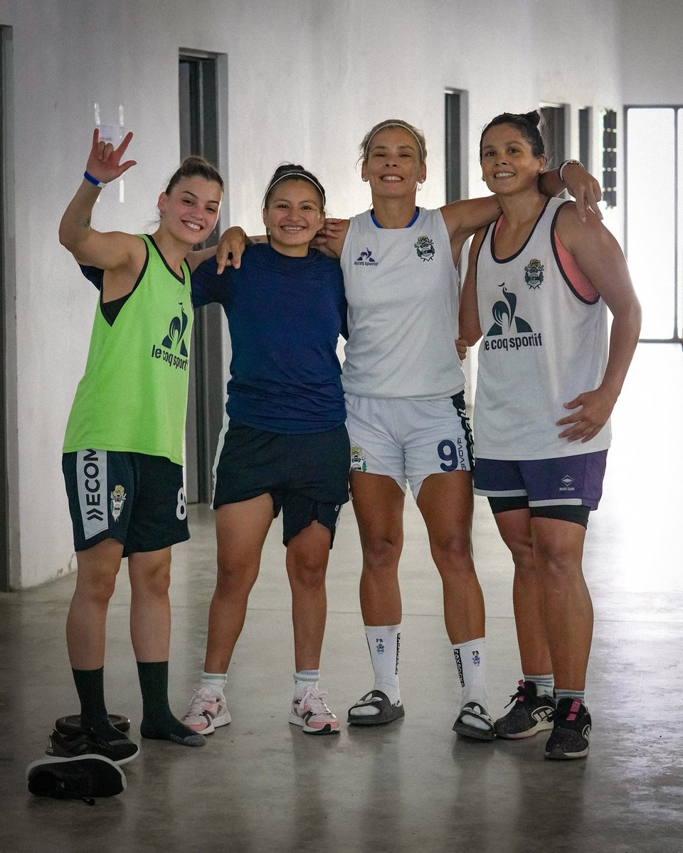 FutsalCGE's tweet photo. 😎 🆅🅸🅴🆁🅽🅴🆂 ✅ https://t.co/IPeP2nYcQQ