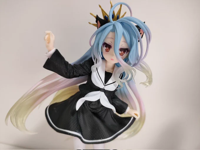 猫耳白ちゃんフィギュア届いたぁー最高に可愛いー!!!個人的には限定の黒セーラー服、良すぎるな!!!!!(⁠人⁠*⁠'⁠∀⁠`⁠)⁠。⁠*゜⁠+4枚目は前に出たフィギュアとの比較です!#ノーゲーム・ノーライフ#タイトー 