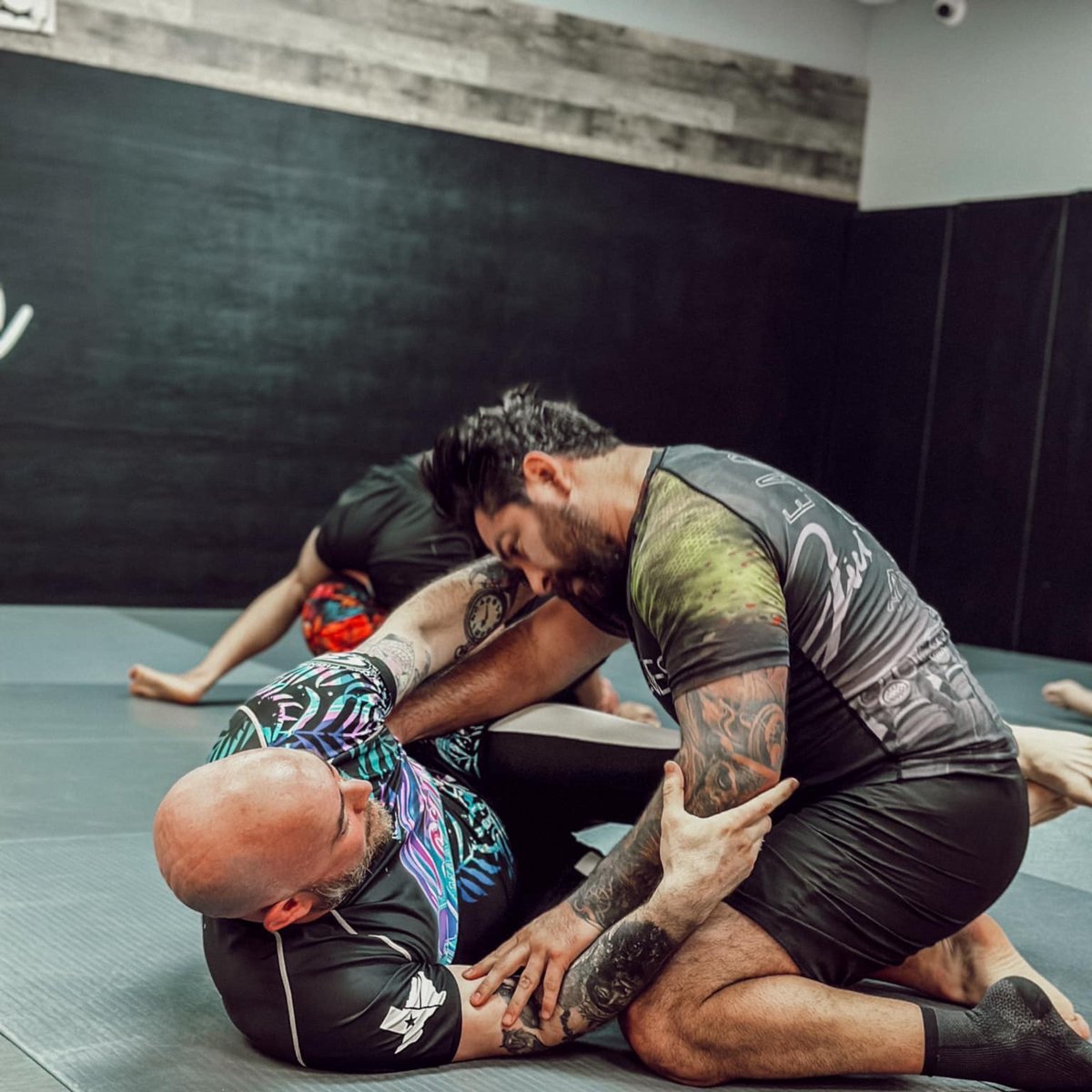 Corvo_MA's tweet photo. Every punch and kick takes you closer to your goals. Join us for a session today! 💪 #grappling https://t.co/PY8XibXKid