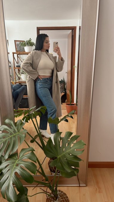 Buenos d&iacute;as de la se&ntilde;ora de las plantas ❤️ https://t.co/6SIOBrBczl