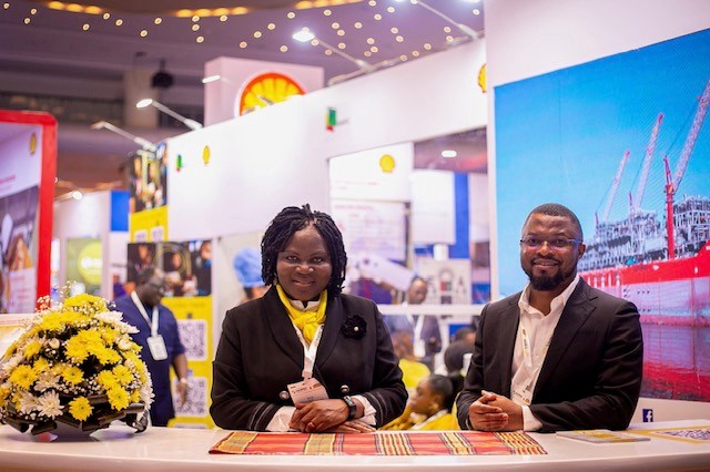 Shell_Nigeria's tweet photo. At the beautiful #SHELLBOOTH 

Well done to the best, special &amp; dedicated Shell Exhibitors and Health Staff for a fantastic impactful outing. Thank you for being at the forefront of providing premium Health Care services free to participants.

#ShellCares #ShellHealth #Petan https://t.co/TnnUdMNAWg