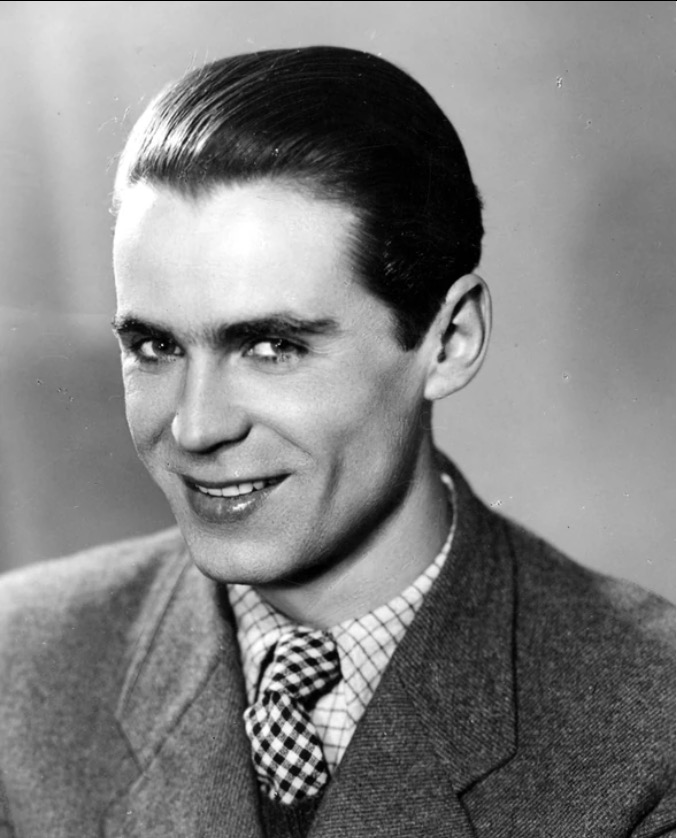 AuschwitzMuseum's tweet image. Two pictures of the same man - as a pre-war actor and as a prisoner of #Auschwitz from 19 November 1942 (no. 76174).

Witold Zacharewicz, a Polish film actor of the 1930s, was murdered in Auschwitz exactly 81 years ago today, on 16 February 1943. 

en.wikipedia.org/wiki/Witold_Za…