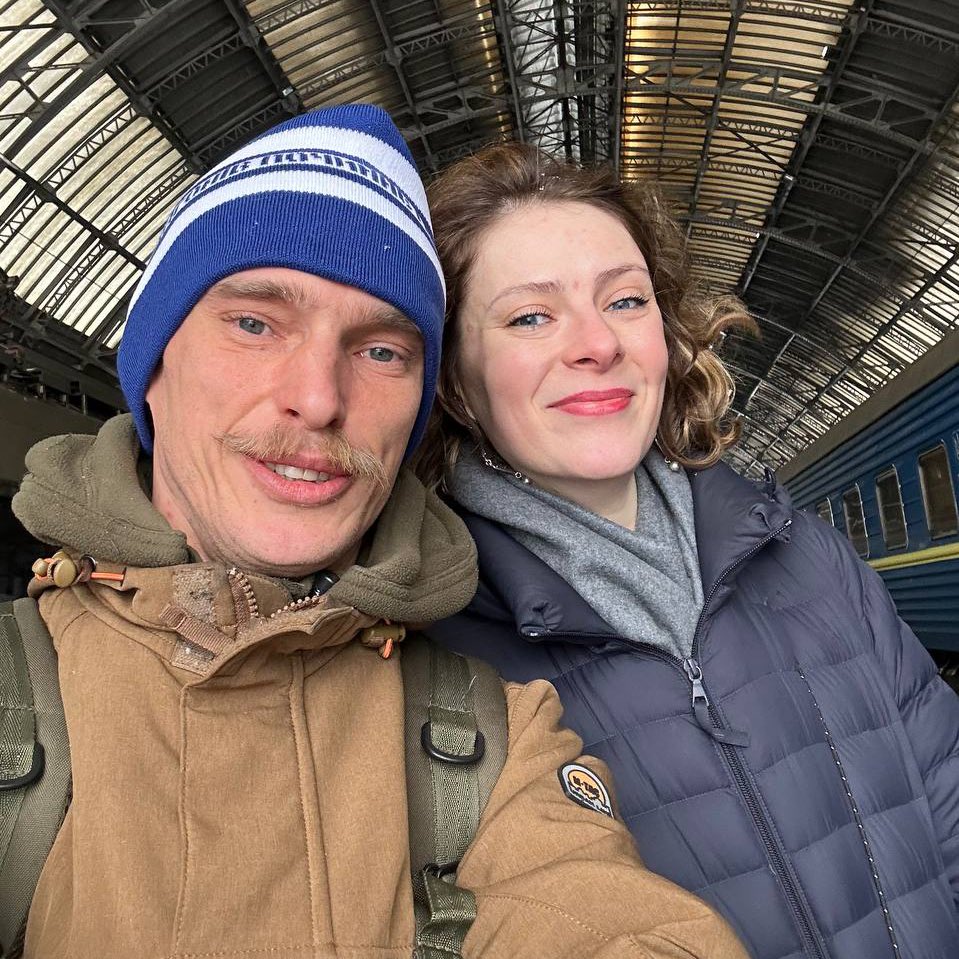 Dr Sasha Dovzhyk (@sasha_weirdsley) on Twitter photo My classmate & friend Yan joined the army in Feb 22. His callsign is Mamay after the hero of Ukrainian folklore, and here you can see him next to Mamay mural in Avdiivka. His <a href="/53separateBrig/">53-rd Brigade named after V. Monomakh</a> has been fighting there for one year. They need your help. Donate send.monobank.ua/jar/9bHASWJBAE My classmate & friend Yan joined the army in Feb 22. His callsign is Mamay after the hero of Ukrainian folklore, and here you can see him next to Mamay mural in Avdiivka. His <a href="/53separateBrig/">53-rd Brigade named after V. Monomakh</a> has been fighting there for one year. They need your help. Donate send.monobank.ua/jar/9bHASWJBAE