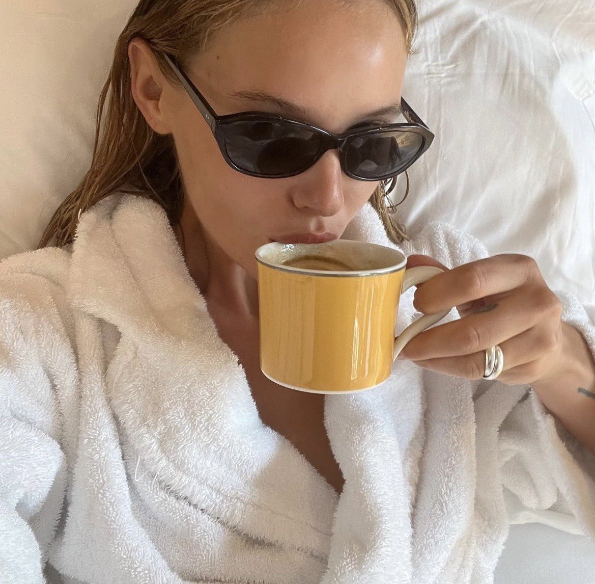 fastrlife's tweet image. If your mind isn’t at its sharpest, you’ll never operate with maximum efficiency…

The best ways to improve cognitive function is by engaging in either a:

- Fasted state

or

- Dopaminergic state

Within these states, you can supplement with:

- Caffeine
- Nicotine
- L-theanine