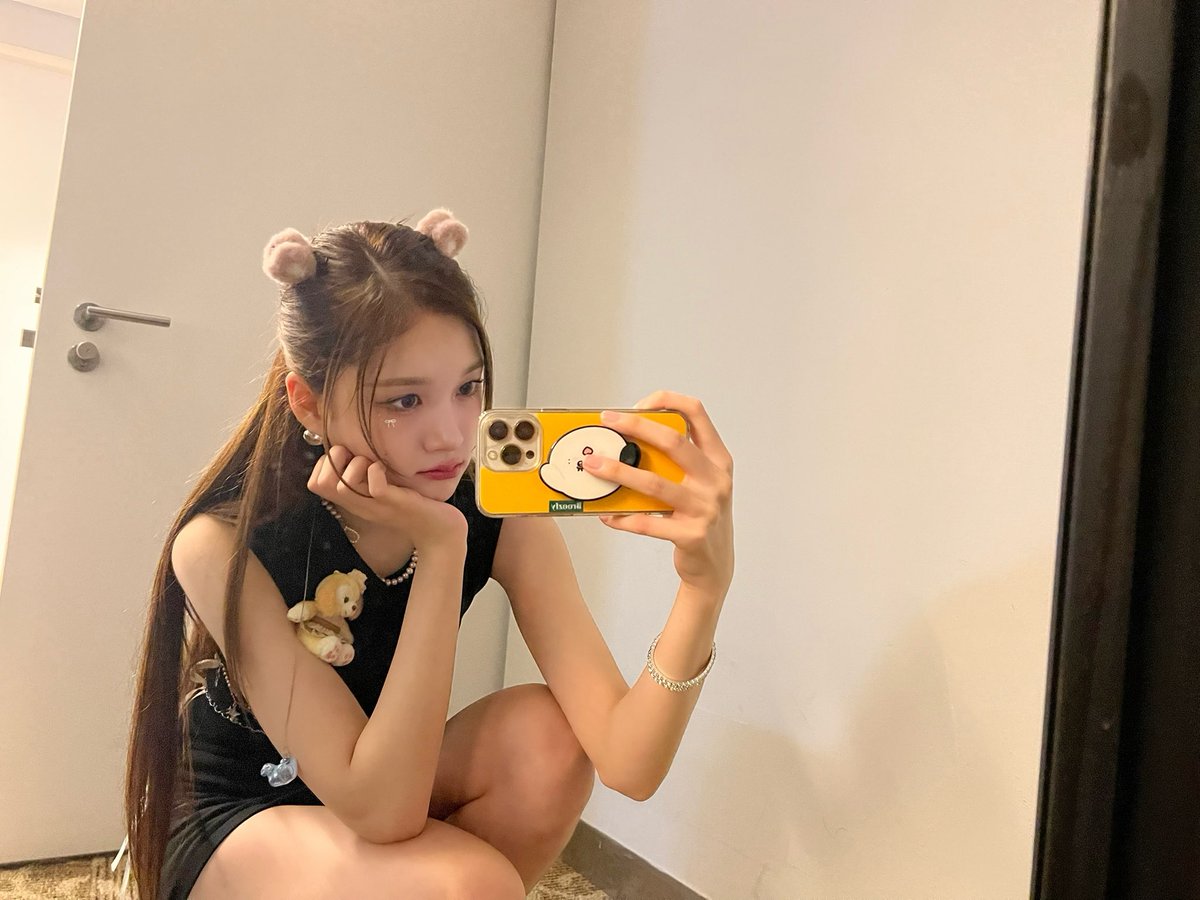 🐶💬
아시아 투어 무사히 마무리❤️😉

#STAYC #스테이씨 #J #재이