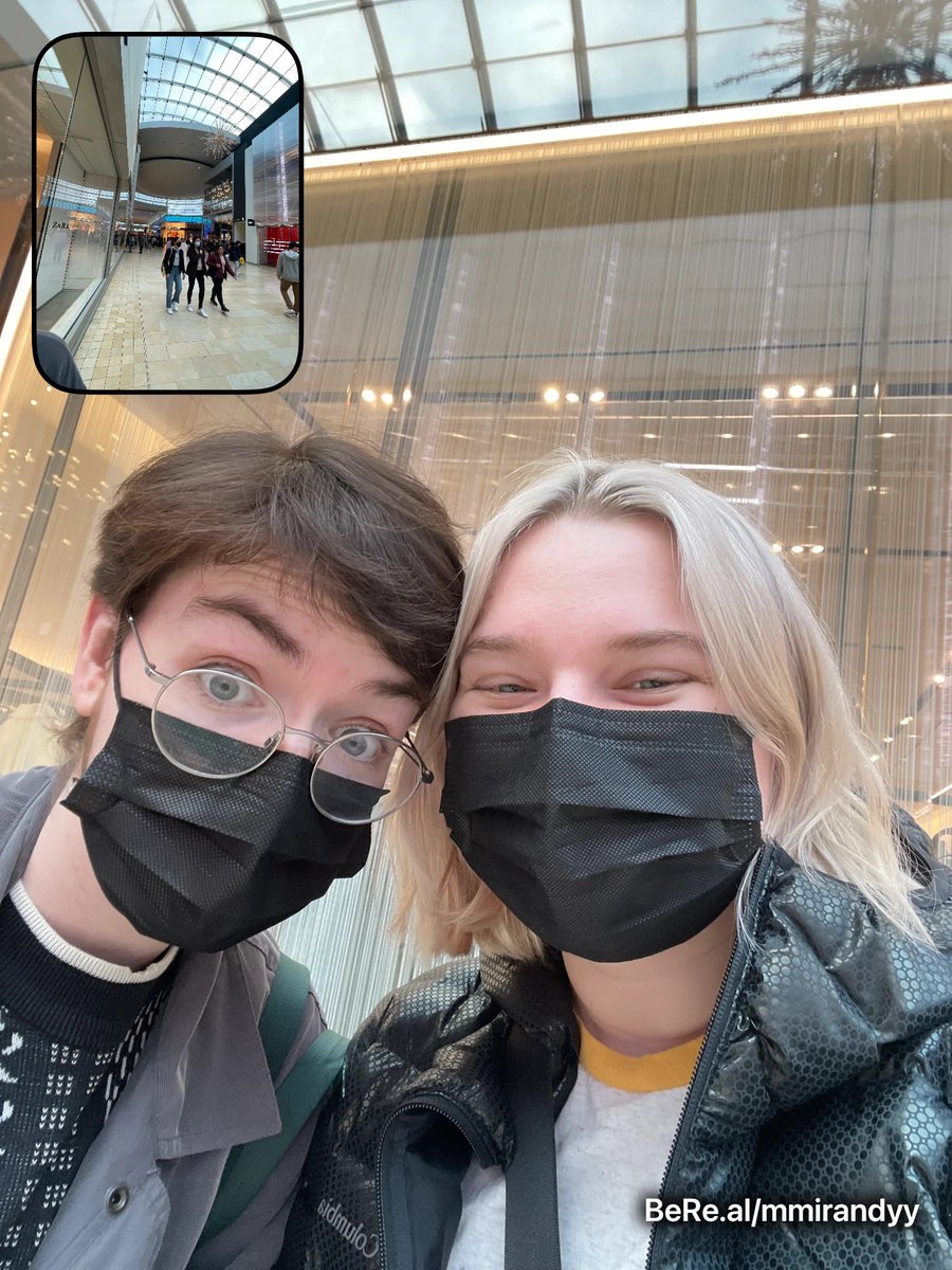 mmirandyy's tweet image. missing toronto an evil amount today bc it's @devilwaitss, my perpetual toronto buddy's birthday 🥳 miss u dearly bestie i'll be back soon (im having withdrawal symptoms)