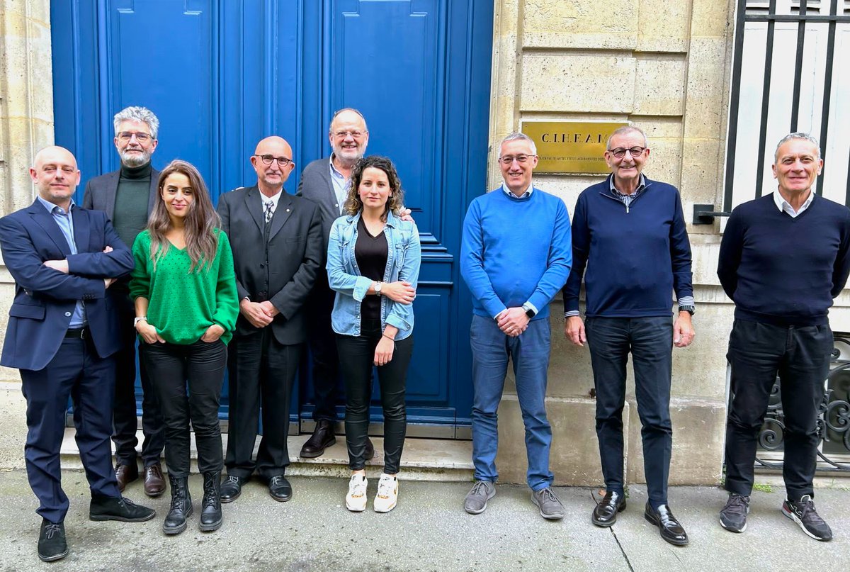 Two (intense) days of working meetings with the directors of the CIHEAM Institutes and the Paris headquarters team. Great projects to come!
#Strategy2030 #Innovation #Education #SFSMED #CIHEAMMinisterial #Cooperation 🌍
