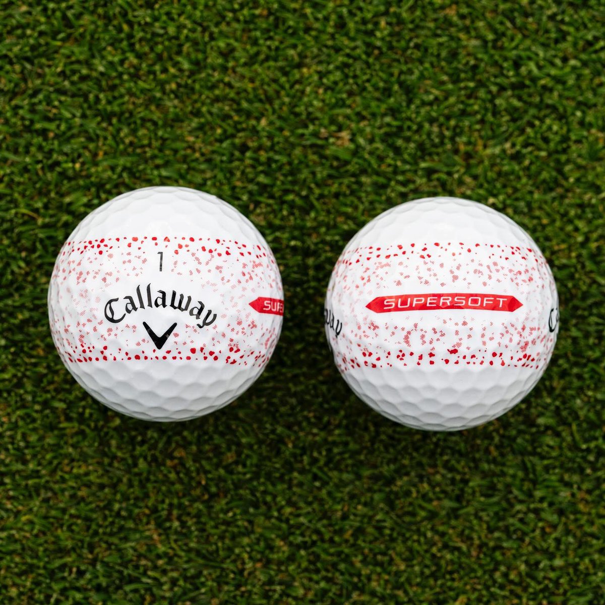 CallawayGolfEU's tweet photo. A new Supersoft design has landed! 🔥 Introducing Supersoft Splatter 360, available now in stores and online.

#Callaway | #Supersoft https://t.co/NDyL78qDIi