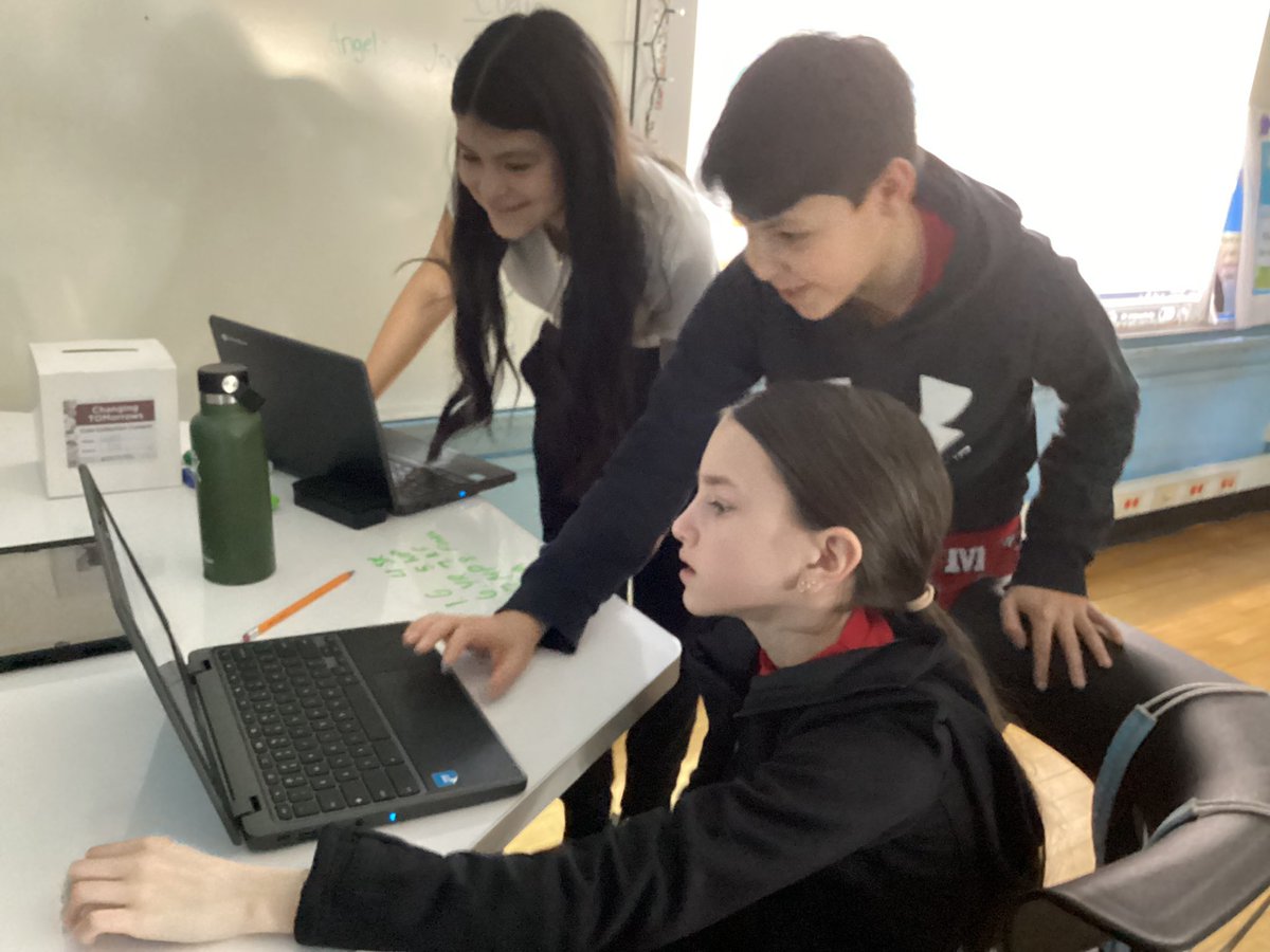 Paulina Lopez tweet media