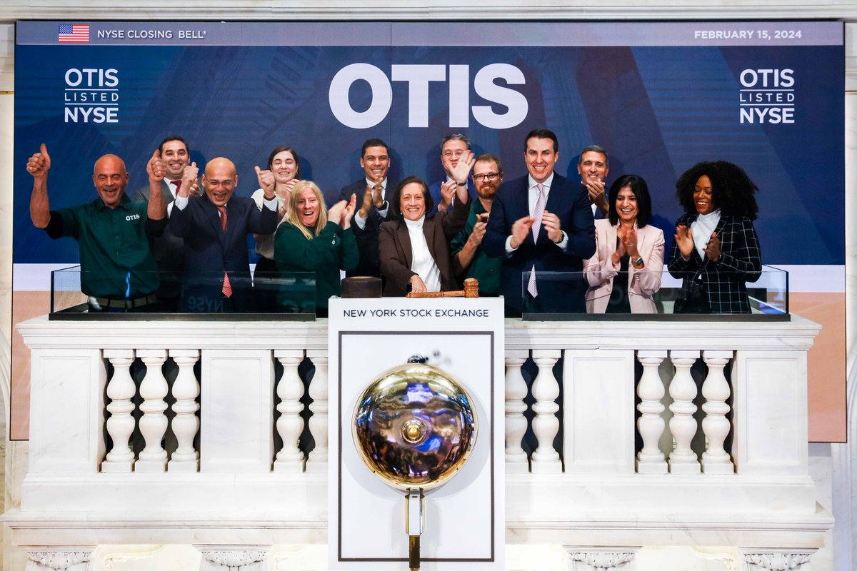 NYSE's tweet photo. Moving on up! 🙌 We are proud to celebrate Otis Elevator Co. for its 2024 Investor Day with CEO Judy Marks and many Otis employees that are #MadeToMoveYou (NYSE: OTIS) https://t.co/4T0JDZueWZ