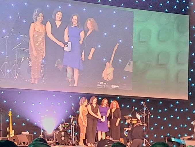 Aston University PR (@astonpress) on Twitter photo 🏆<a href="/AstonUniversity/">Aston University</a> Executive Dean <a href="/ZoeJRadnor/">Zoe J Radnor</a> presented the Excellence in Sustainability award at the <a href="/GrBhamChambers/">GreaterBhamChambers</a> 2024 awards on 15/2
🌳 The winner, <a href="/Nat_Mem_Arb/">National Memorial Arboretum</a>, was described as 'living and breathing sustainability'
👉tinyurl.com/hpbyxbuv
#TeamAston #GBCCAwards24 🏆<a href="/AstonUniversity/">Aston University</a> Executive Dean <a href="/ZoeJRadnor/">Zoe J Radnor</a> presented the Excellence in Sustainability award at the <a href="/GrBhamChambers/">GreaterBhamChambers</a> 2024 awards on 15/2
🌳 The winner, <a href="/Nat_Mem_Arb/">National Memorial Arboretum</a>, was described as 'living and breathing sustainability'
👉tinyurl.com/hpbyxbuv
#TeamAston #GBCCAwards24