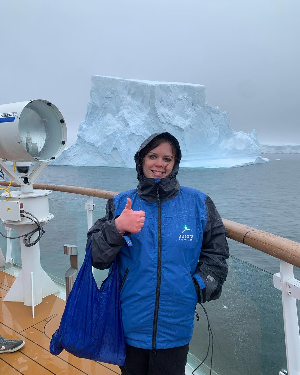 Select_TH's tweet photo. 𝗔𝗠𝗬 𝗜𝗦 𝗜𝗡 𝗔𝗡𝗧𝗔𝗥𝗖𝗧𝗜𝗖𝗔!
Hot on the heels of Susan Calman, our very own Amy is currently in #Antarctica on board the luxury expedition ship Sylvia Earle! See her photos here > https://t.co/I2P9yoOGYI And watch #CruisingWithSusan tonight at 8pm on Ch5! @channel5_tv https://t.co/agQaeseByA