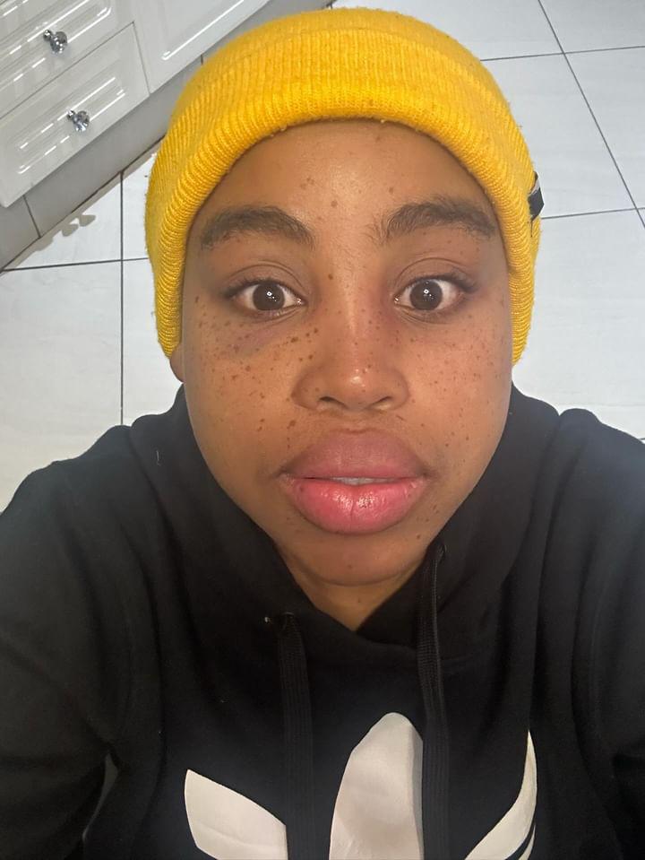 NgoqoZizi's tweet photo. On the 11/02 I was robbed and beaten by a man named Zamani Shaun Manzi and his friend.  
We were supposed to go on a dinner date instead he robbed, assalted and left me stranded in the middle of nowhere

If you have any info or know this man please help me find him serve justice. https://t.co/Qr0Ghjmc2N