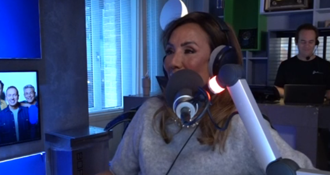 GGd7riabkAAodGv?format=png&name=small