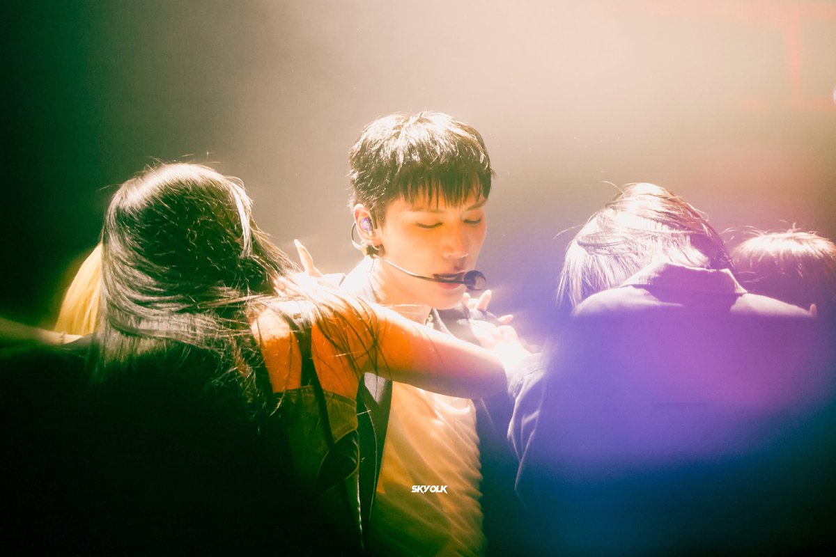 TENsfeed's tweet photo. TEN IS ART

#TEN_FIRST_FANCON https://t.co/3YCUAx7b7Q