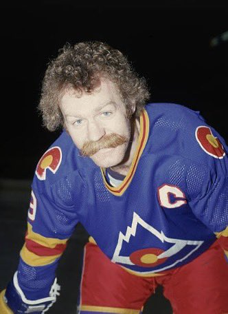 HarryHaris48861's tweet image. Happy Birthday Lanny McDonald, born February 16, 1953 in Hanna, Alberta, Canada. Hockey Hall of Famer was 1989 Stanley Cup champion w/ Calgary Flames, scored 500 goals &amp;amp; 1006 points during his career. Also played on Colorado Rockies, Toronto Maple Leafs. #LannyMcDonald #hockey