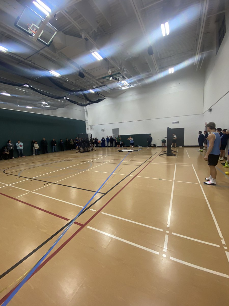 Thanks to <a href="/GrenAthletics/">Elk Grove High School Athletics</a> for hosting us last night. Inspiring to be in a <a href="/District214/">District 214</a> facility with a track athletes can spike up on &amp; ample space for the the throwers
Strong performances by our underclassmen. Thanks to the many parents who came out to support us. #ThrowsNation