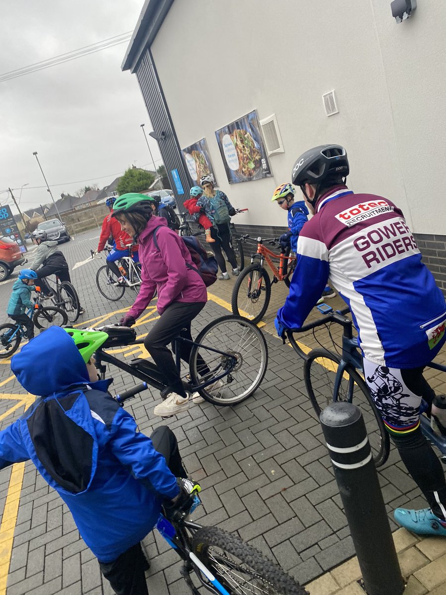 Hi all, weather permitting we’re planning another #clubridetoCoaltown tomorrow morning!

Meet, from 9.30am. Start, by 10am sharp! 

From there we’ll ride to <a href="/CoaltownCoffee/">Coaltown Coffee</a> Espresso Bar, #Pontarddulais for refreshments!

Let us know if you’re joining us!

#TeamGR🇳🇱 #clubride