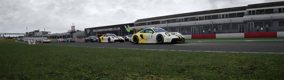 Spot the PWSR cars. 😎😍