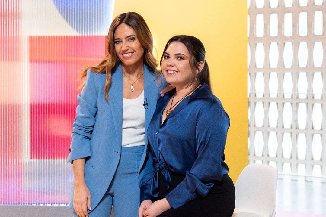 MinoriaAB's tweet photo. 💘 A #LoveCost3Cat hem tingut uns protagonistes increïbles que ho han donat tot per trobar l'amor... Ho aconseguiran?

L'Emma és una dona empoderada, atrevida i decidida.
I el Dani (@danirebomon) us explicarà (a vosaltres i a la @nuriasecret) què és un "trimoni". https://t.co/89Z9epQ9Ee