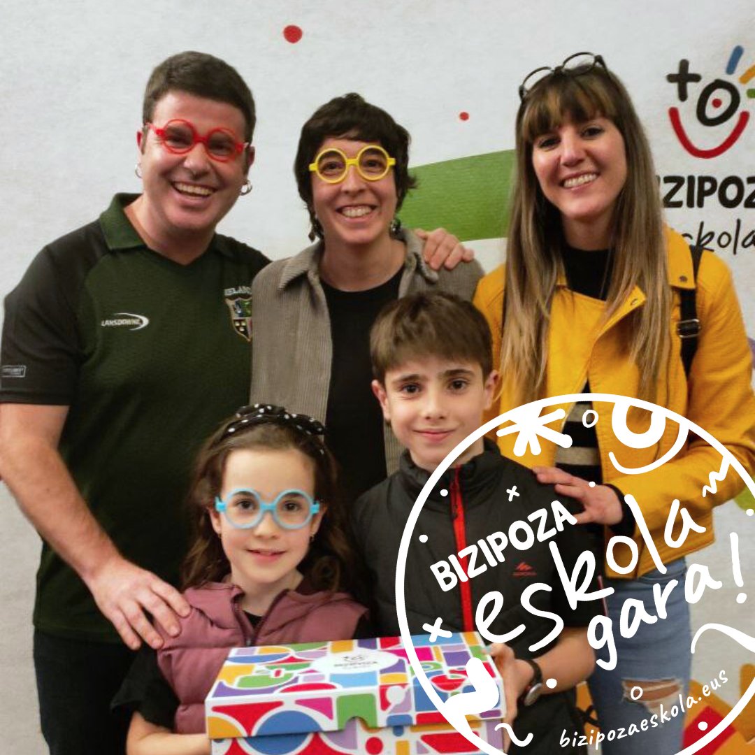 bizipoza_eus's tweet photo. Bizipoza Eskola dira EHU Magisteritza, Urretxindorra ikastola eta Uribarri eskola!!! 🎉
Eta zu? Hezkuntza inklusiboaren alde zaude?
💙💛💚 https://t.co/0QfJX4BZ5P
#BizipozaEskola #Bizipoza #HezkuntzaInklusiboa #Kaxa #Pack #Bizkaia #Bilbo https://t.co/LrX8RtbFlJ