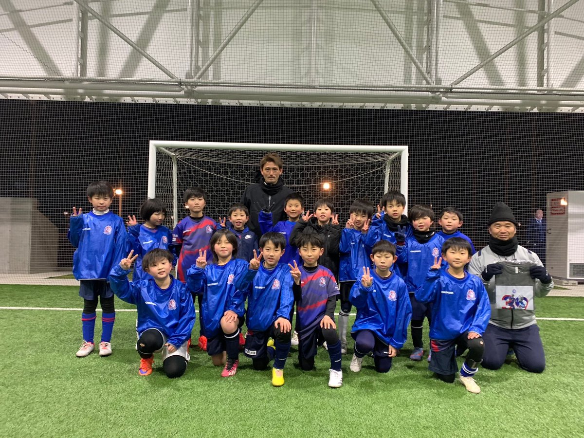 今日は射水会場のカターレスクールに行ってきました。子供達の楽しそうにサッカーしてる姿や笑顔を見れてすごく楽しかったし、また次も来てね！って言ってもらえて嬉しかったです。