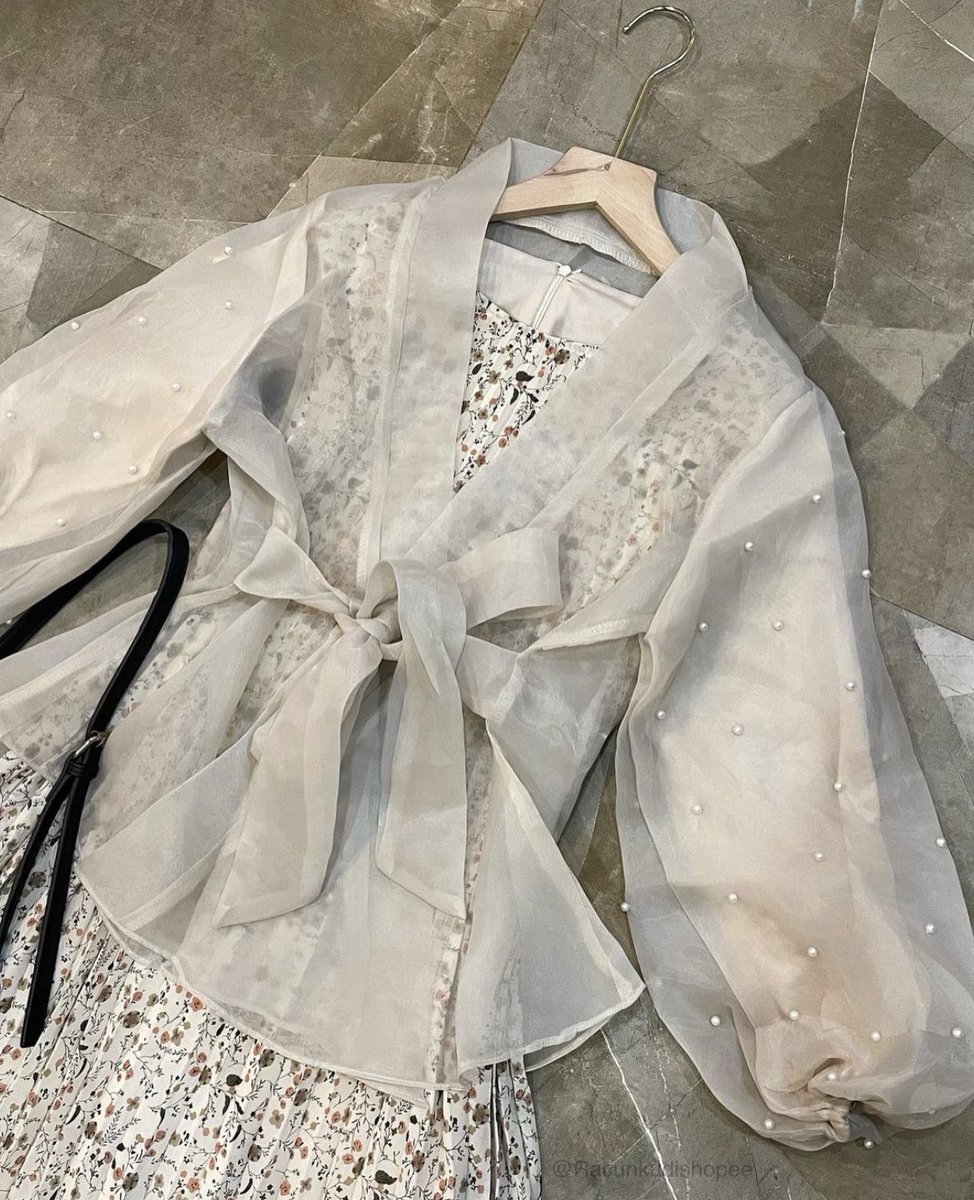 Adelia🌻 tweet media