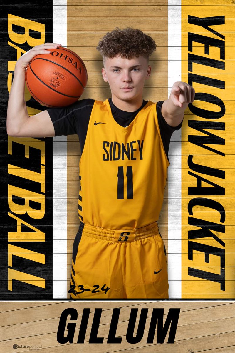 BballBoosters's tweet photo. It's SENIOR NIGHT! Please join us as we celebrate our seniors, Cory, Mitchell, Gavin and Tucker and their contributions to Sidney Basketball. Last time on their new home court! Best wishes on your future endeavors boys! #seniorrah https://t.co/cDTXZOB5Ew
