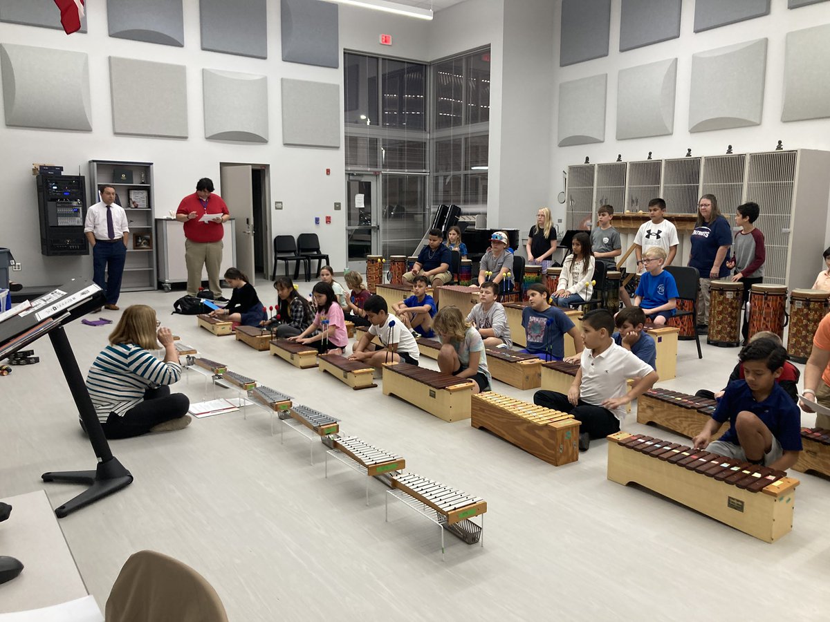 Mrs. Colon tweet media