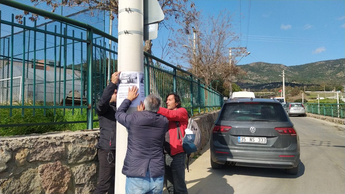 tabibturkiye's tweet photo. 18 Şubat 15.00'da İZMİR Konak Cumhuriyet Meydanı'nda, biz Belediye Şirket işçileri, Kamu Taşeron İşçileri ve ASM Grup çalışanları ile birlikte yapacağımız Kadro ve Güvenceli Çalışma talebini seslendireceğimiz basın açıklamamız için Broşürlerimizi belediye işçisi arkadaşlarımıza ulaştıyoruz, afişlerimizi asmaya devam ediyoruz .

Dün BUCA , Bugün KARŞIYAKA BAYRAKLI'da işçilere ulaştık 

Birleşen işçiler Yenilmezler ..