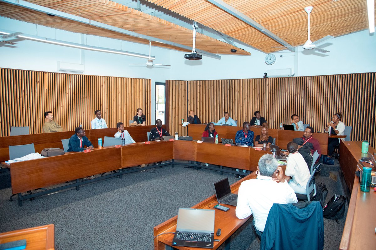 ughe_org's tweet image. We are delighted to partner with Lifebox @SaferSurgery and #CRIFoundation in the implementation of the #CleanCut Program in Rwanda to reduce surgical site infections and deaths.

Learn more about the Clean Cut program⤵️
bit.ly/LifeboxCleanCut 
#cleancut #globalsurgery