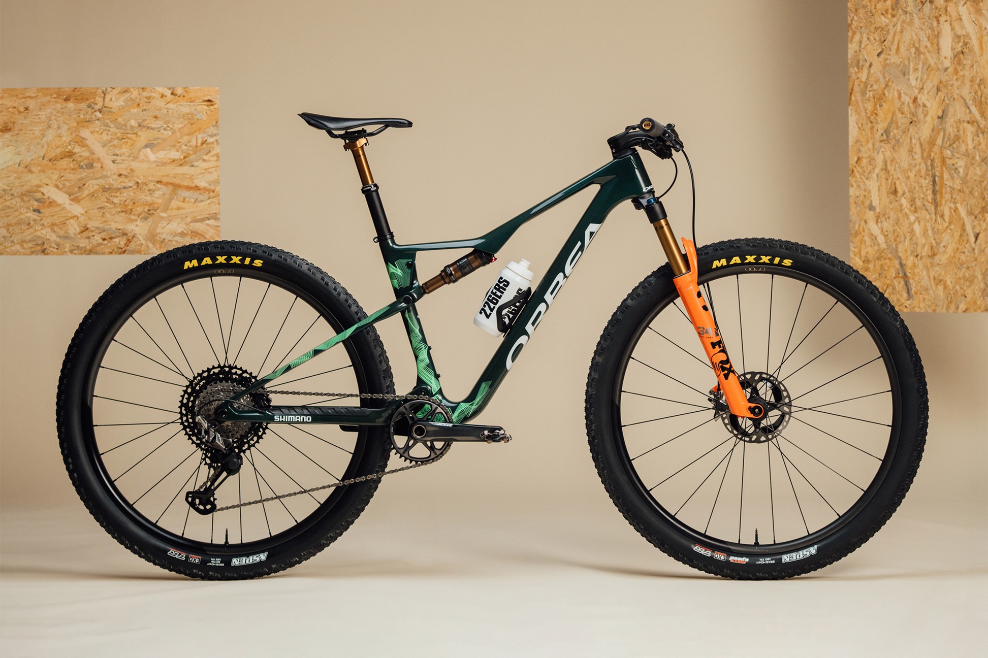 Orbea on X The new OrbeaOiz from the Orbea Factory Team. Built to Fly yet another season. Renewed aesthetics designed with MyO now available. Forest Green Carbon View color Racing