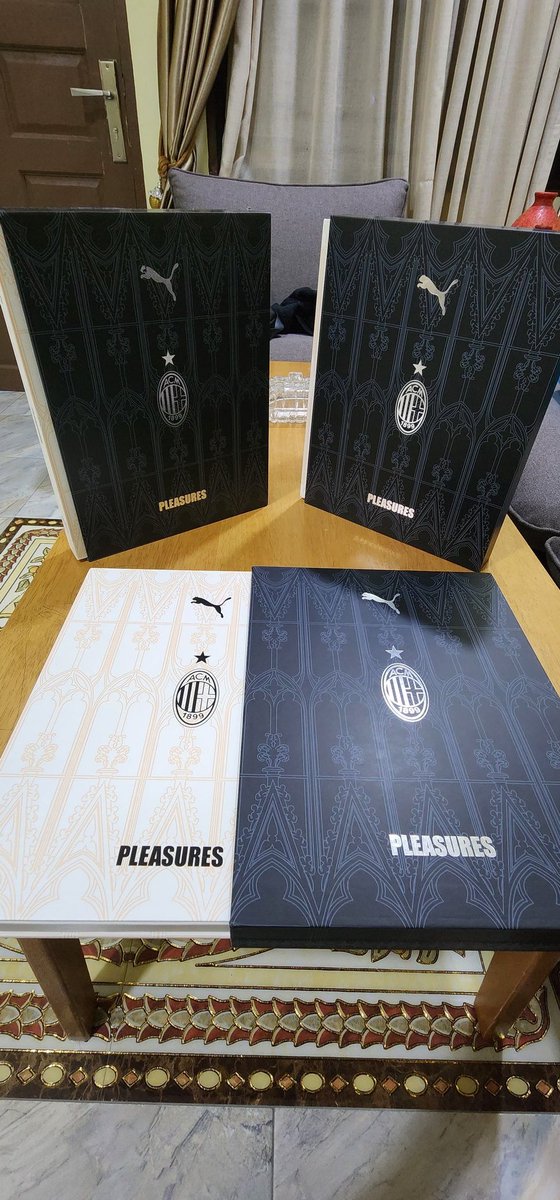 Tenjioda's tweet photo. player issue
milan 4th boxset ultrweave
L XL XXL 
3250k
pm/wa081294046486 https://t.co/HizqILsW7L