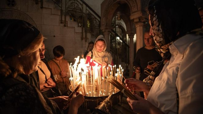 La Presidenza #CEI indice per domenica 18 febbraio una colletta nazionale, da tenersi in tutte le chiese italiane, quale segno concreto di solidarietà e partecipazione di tutti i credenti ai bisogni, materiali e spirituali, delle popolazioni colpite dal conflitto in Terra Santa