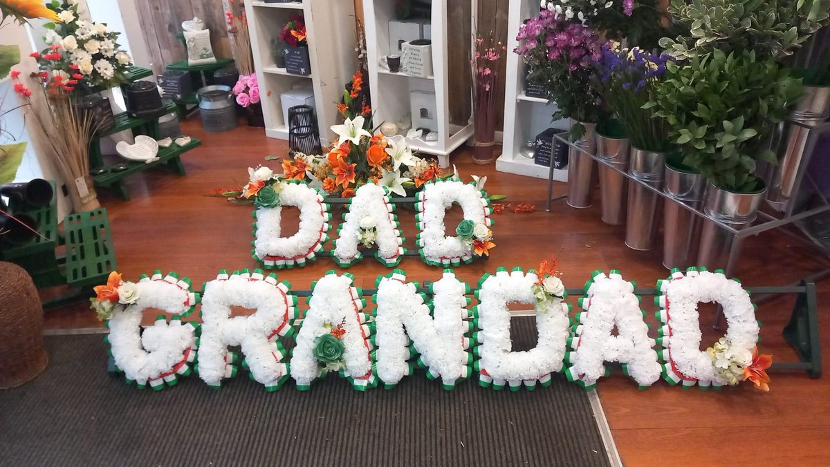 BooksBloomsBB2's tweet photo. Funeral tributes available to hire from £125 for a 3 piece set - 01254 581478 #florist #blackburn #funeralflowers https://t.co/uRZORKkuyU