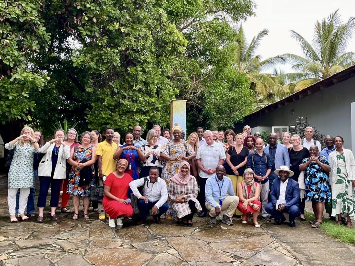 Depois de uma semana intensa, a Equipa Humanitária de 🇲🇿 e a missão #Peer2Peer da <a href="/iascch/">Inter-Agency Standing Committee (IASC)</a> terminam os trabalhos em #CaboDelgado.

Reafirmamos o apoio aos esforços de Moçambique para alcançar a paz e prover assistência humanitária aqueles que mais precisam.

Estamos juntos! 🇺🇳🤝🇲🇿