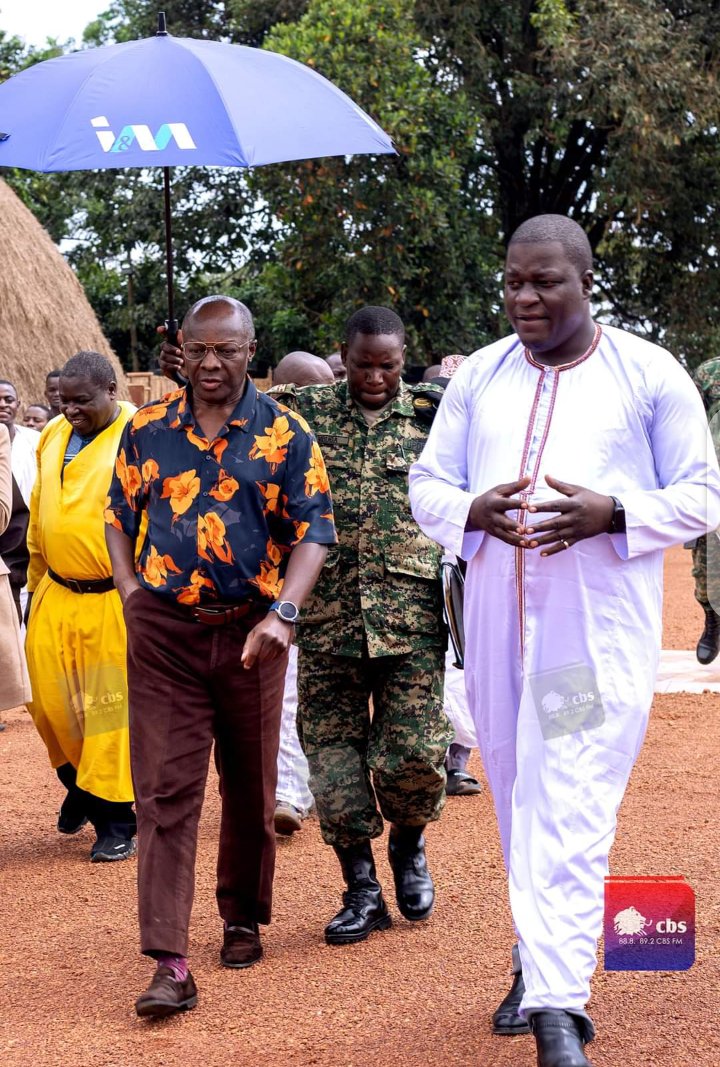 BugandaNnyaffe's tweet photo. Tulina ensonga lwaki tusanye okwebaza n'okugulumiza ayi Katonda. Weebale nnyo Mukama. Gabadde Manyi go.
Wangaala ayi Ssebugulubwannyomo.
@bbstvug @BugandaOfficial @892cbsFm
#BugandaNnyaffe https://t.co/QOPpPhSgxT
