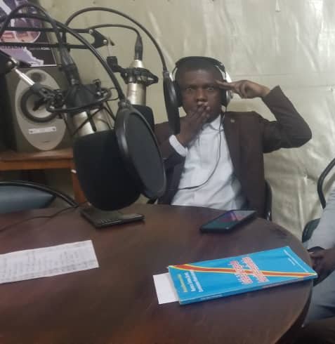 KBurhungane's tweet photo. RDC/PATRIOTISME :Non à l'hypocrisie de la communauté internationale, non à la guerre à l' est de notre cher et beau  pays la République Démocratique du Congo... Nous voulons la paix, rien que la paix https://t.co/Ac6JSxXfuF